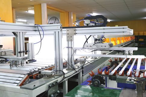 (Tiếng Việt) SPCNCL: Sản xuất công nghiệp khôi phục ở hầu hết các ngành
