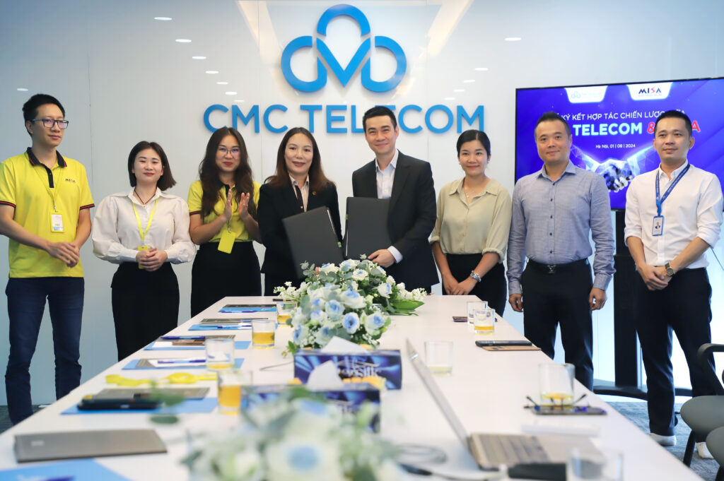 SPCNCL Hà Nội: MISA chính thức ký kết hợp tác chiến lược toàn diện cùng CMC Telecom