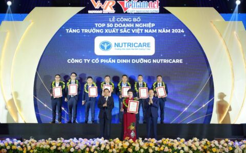 nutricare-tiep-tuc-trong-top-50-doanh-nghiep-tang-truong-xuat-sac-viet-nam-1