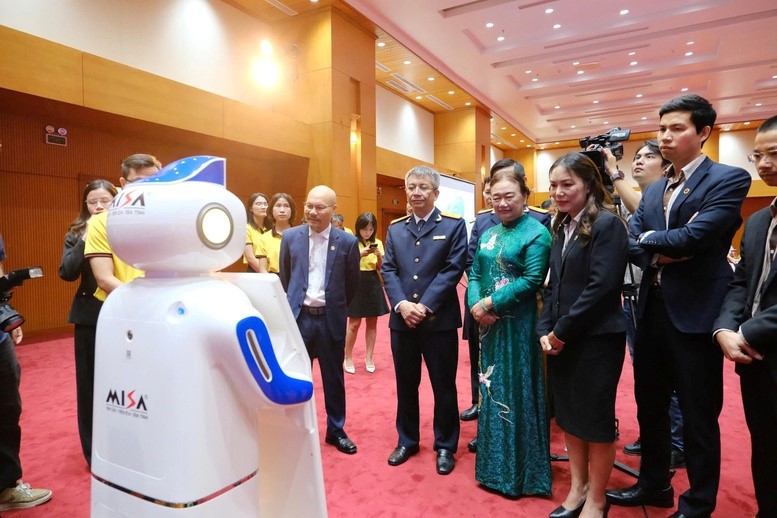 (Tiếng Việt) SPCNCL Hà Nội: CỤC THUẾ VÀ CÔNG TY CỔ PHẦN MISA KÝ KẾT BIÊN BẢN HỢP TÁC CHIẾN LƯỢC